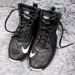 Nike Youth basketball shoes